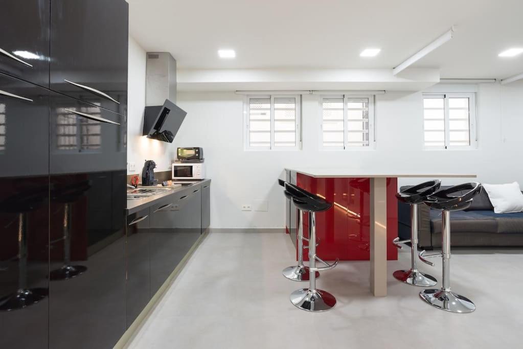 Incredible Luxury Location In Puerto Banus Beach For Families Marbella Buitenkant foto
