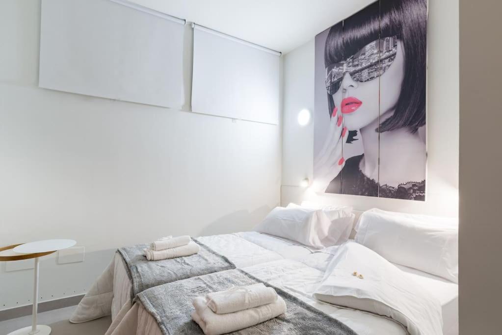 Incredible Luxury Location In Puerto Banus Beach For Families Marbella Buitenkant foto